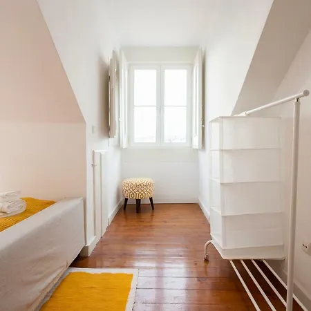 Bairro Alto-chiado 2 Bdr Beautifull View *