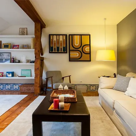 Apartment Bairro Alto-chiado 2 Bdr Beautifull View