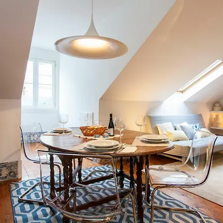 Bairro Alto-chiado 2 Bdr Beautifull View *