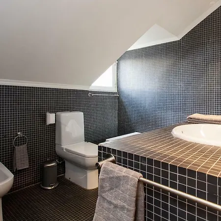 Bairro Alto-chiado 2 Bdr Beautifull View Apartment Lisbon