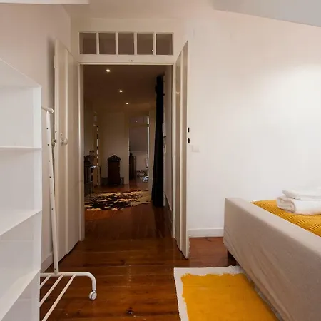 Apartment Bairro Alto-chiado 2 Bdr Beautifull View